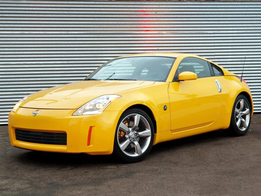  Nissan 350Z 35th anniversary 2004 года  (фото 28 из 33)